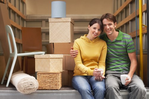 Residential flat move assistance in The Burroughs